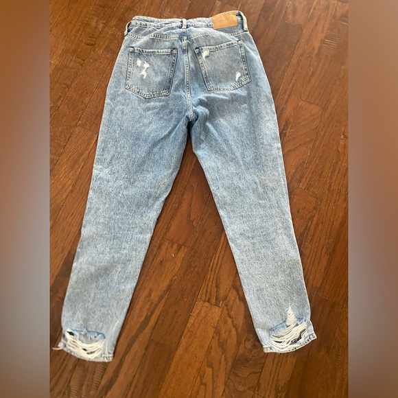 H&M ripped jeans - Picture 2 of 2
